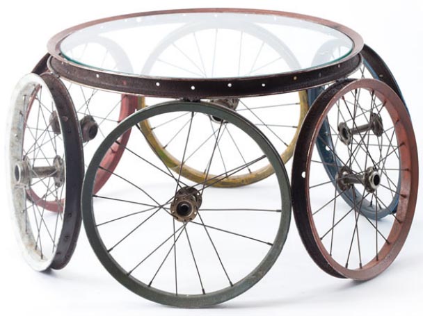 Wheel Cocktail Table